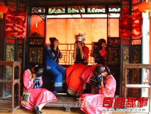 全球十大最为古怪的婚俗：新郎箭射新娘