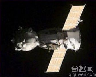 黑洞吃太阳图片 盘点宇宙神秘事件