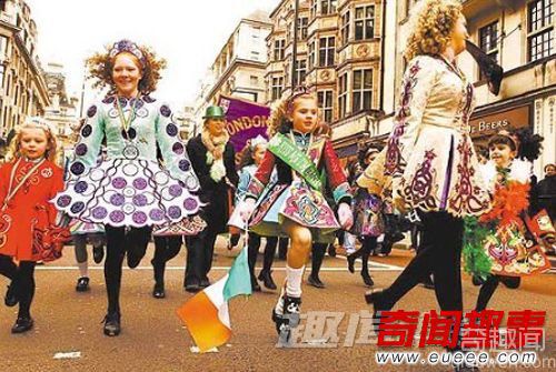 全球十大最为古怪的婚俗：新郎箭射新娘