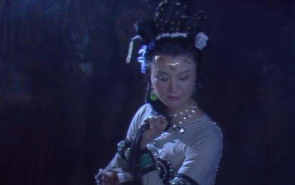 唐僧知道白骨精是妖怪仍要赶孙悟空走，跟白骨精身上四个字有关
