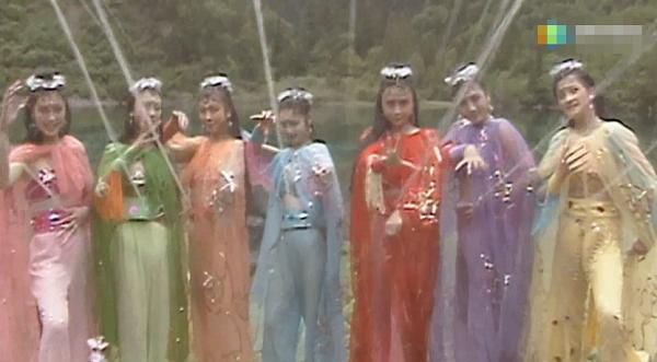西游记女演员不愿穿露脐装，导演只好用这个办法，观众信了30多年