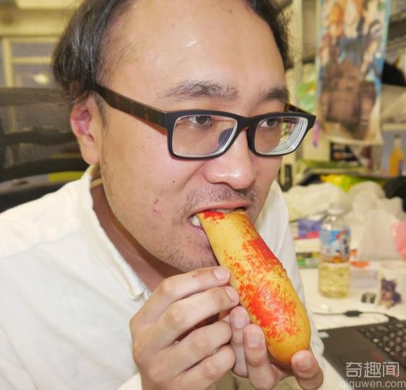 血淋淋的指甲面包 你敢吃吗