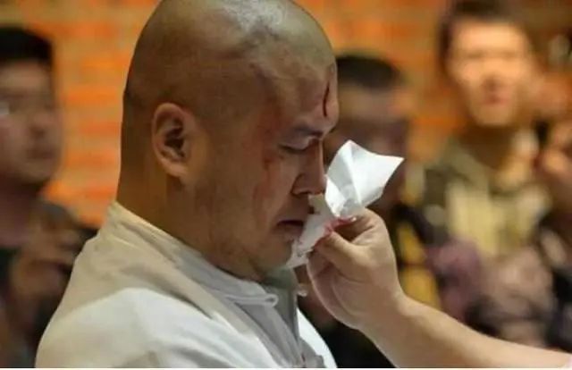 太极雷公怒骂方方，他的对手徐晓东在干嘛？孙悟空告诉你答案！