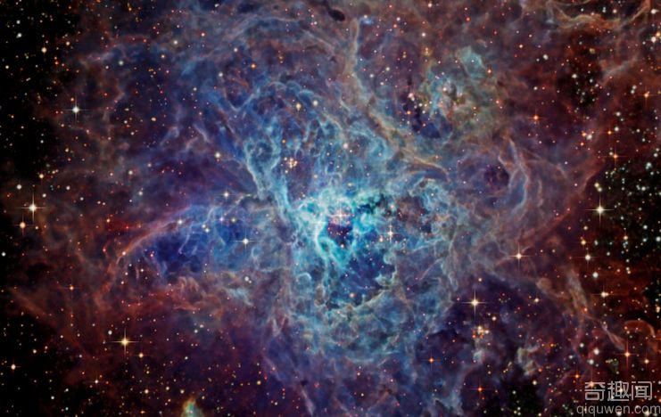 探究蜘蛛星云内巨大的“怪物恒星”