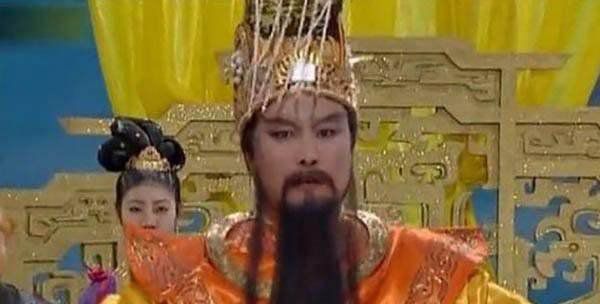 孙悟空并非无亲无故，他的后台硬到离谱，没有神仙敢不给面子